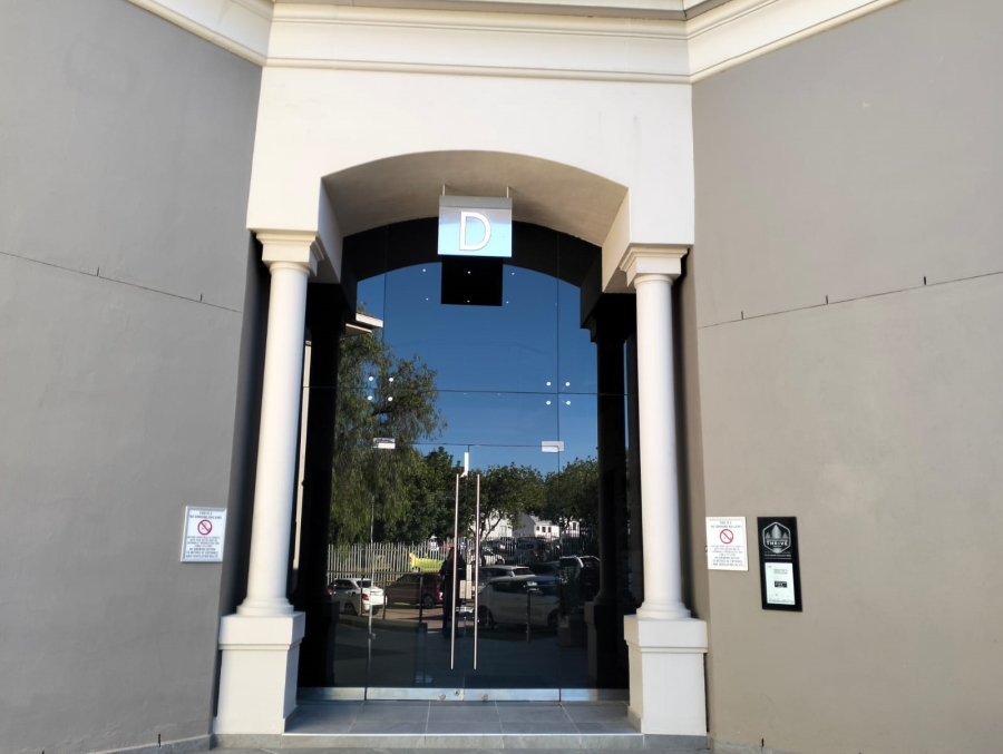 To Let commercial Property for Rent in Rosenpark Western Cape